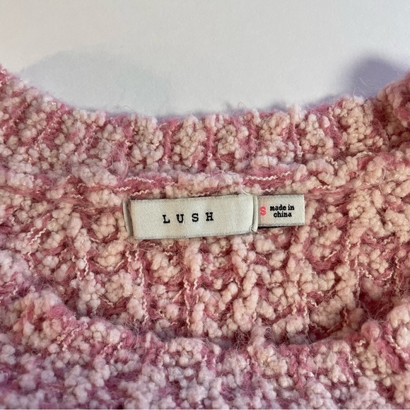 Lush Women's Sweater Strawberry Cream Size Small - Picture 6 of 8